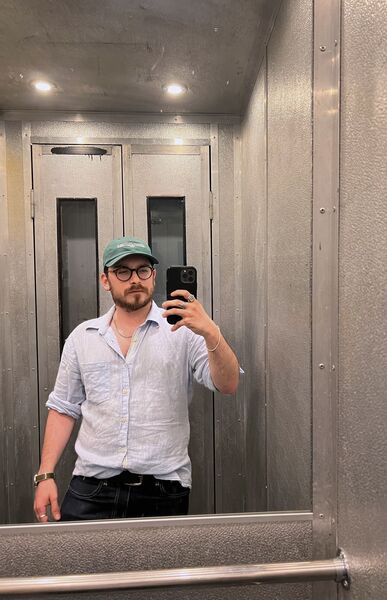  Antwerp,   Batu, 27 ,   ,   