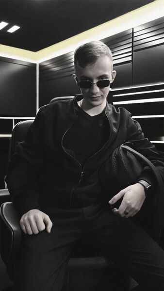  Duisburg,   , 23 ,   ,   