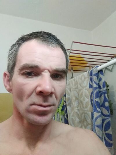  ,   Robert, 48 ,   