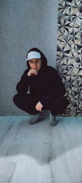  --,   Aleks, 28 ,   ,   