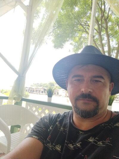  ,   Maks, 37 ,   ,   , c 