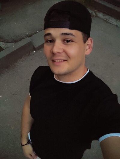  ,   Zhenya, 28 ,   ,   