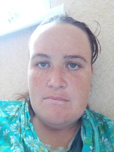  ,   Ekaterina, 34 ,   c 