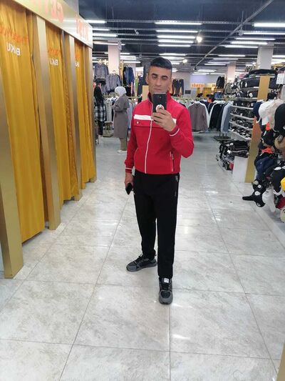  ,   Vuqar, 41 ,   ,   