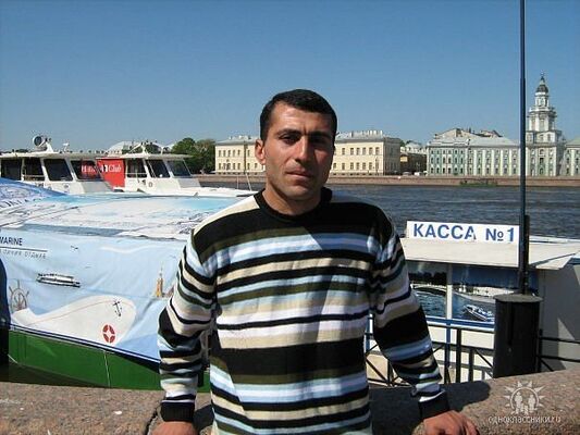  ,   Timur, 42 ,   