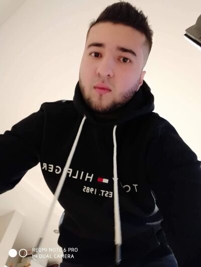  Praha,   Prince, 25 ,   ,   