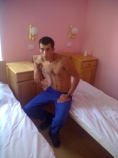  ,   Arsen, 33 ,   