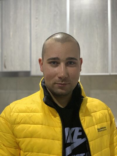  ,   Igor, 32 ,   ,   