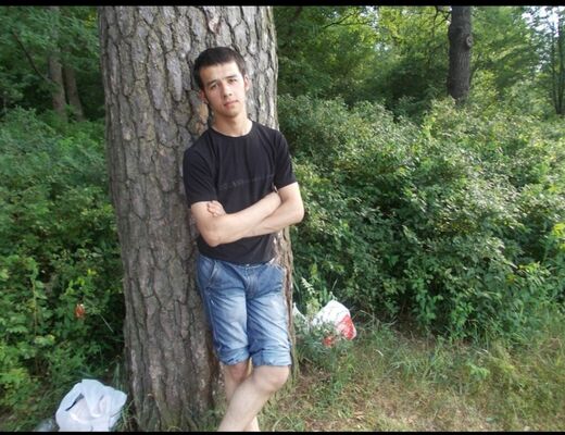  ,   Amir, 32 ,   ,   , c 