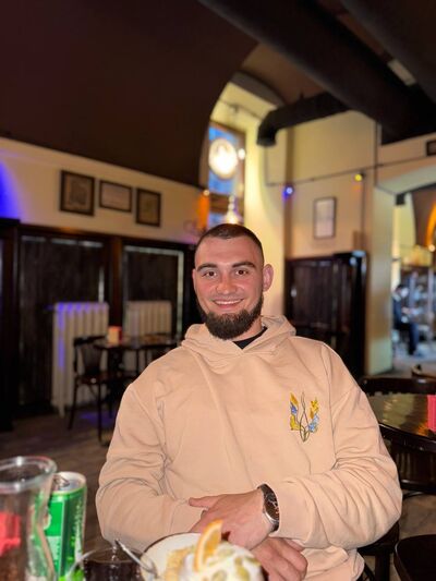  ,   Andrei, 27 ,   ,   
