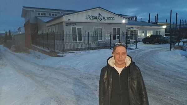  ,   Zhenya, 48 ,   c 