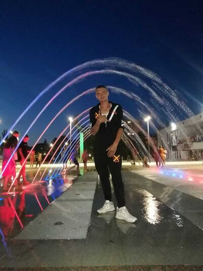  ,   Alex, 32 ,   ,   , c , 
