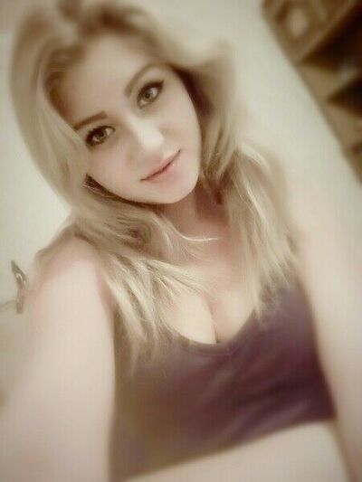  ,   Lena, 25 ,   ,   , c , 