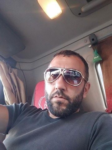  ,   Aren, 44 ,   