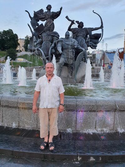  ,   Vladimir, 60 ,   ,   