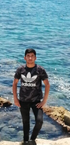  ,   Bahrom, 32 ,   ,   , c 