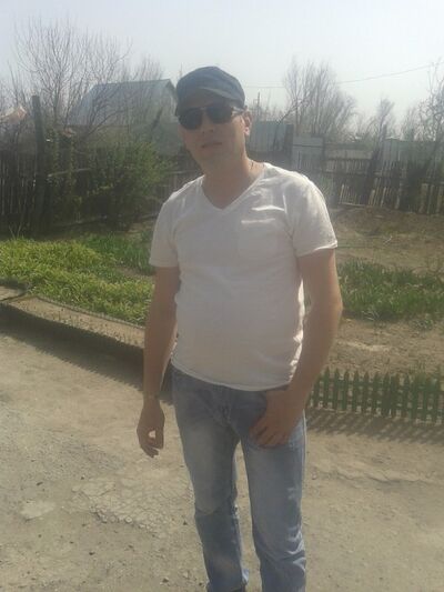  ,   Artur, 46 ,   ,   , c 