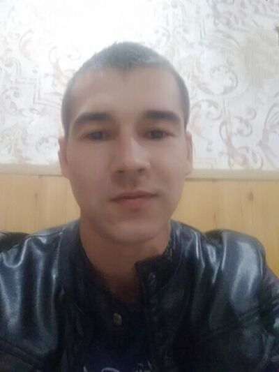  ,   Alex, 35 ,   