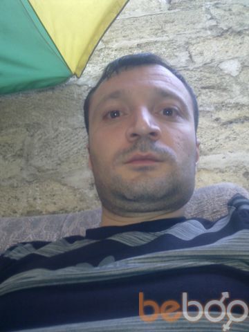  ,   Eliw, 41 ,  