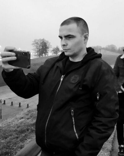 ,   Anton, 33 ,   ,   