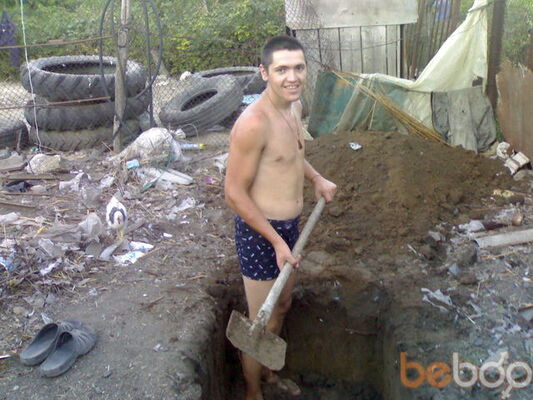  ,   Viktor, 38 ,  