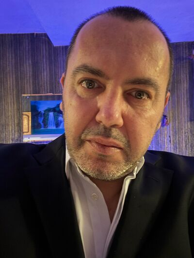  ,   Kiril, 44 ,   ,   