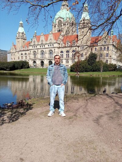  Herentals,   , 49 ,   ,   