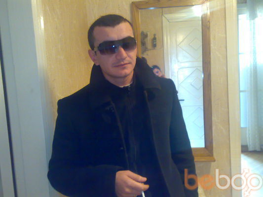  ,   Mamuka, 40 ,   