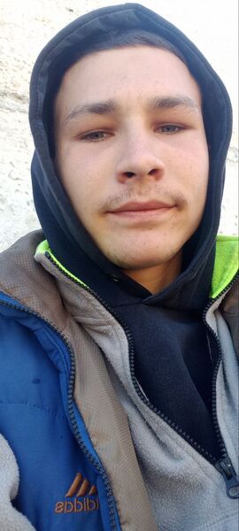  ,   Kiril, 23 ,   ,   