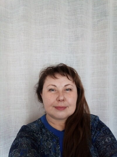  ,   Ludmila, 51 ,   c 
