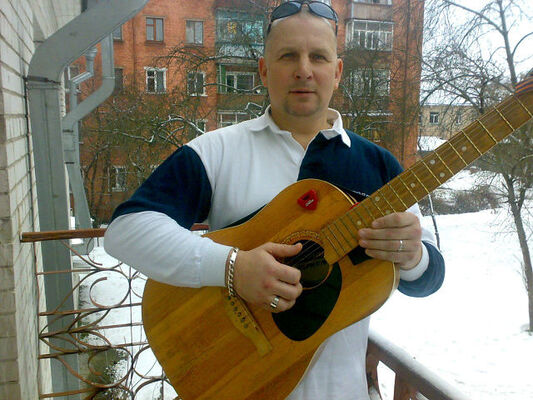  ,   Viktor, 59 ,   ,   , c 