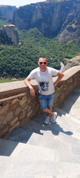  ,   Stas, 37 ,   ,   