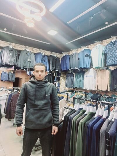  ,   Boy, 21 ,   ,   