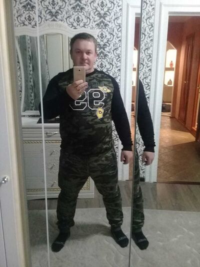  ,   Wlad, 44 ,   ,   , c 