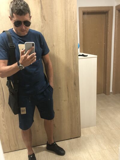  Podgorica,   Damir, 32 ,   ,   , c , 