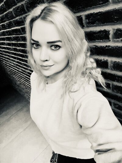  ,   Mary, 27 ,   c 