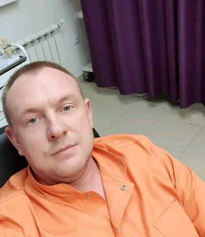  Frankfurt am Main,   Charles, 60 ,     , c 