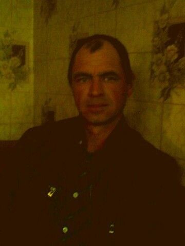  13960458  Petr, 52 ,    