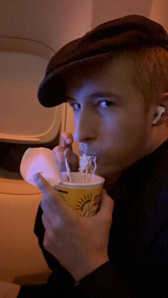  Dolphin,   Aron, 25 ,   ,   