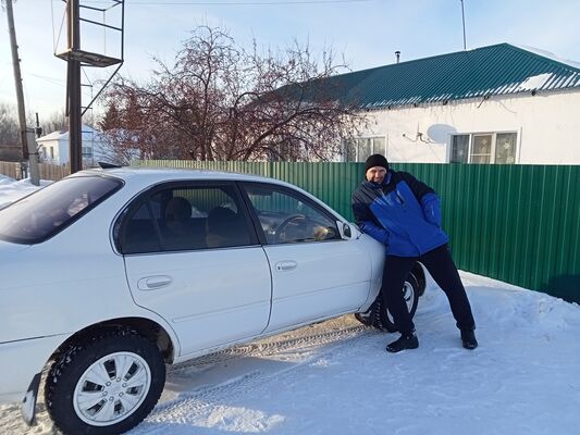  ,   Yuriy, 49 ,   ,   