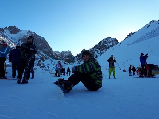  ,   Jaks, 34 ,     , c 