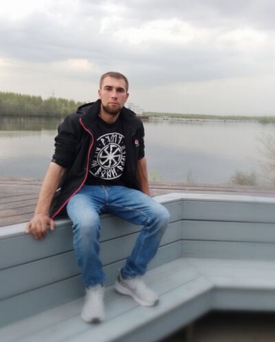  ,   Viktor, 29 ,   ,   