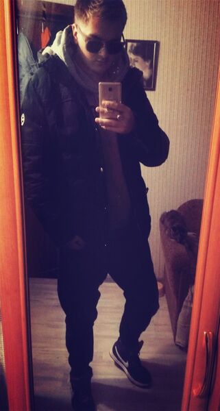  ,   Artem, 27 ,   