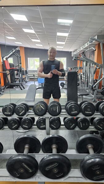  ,   DmitryPR, 39 ,   ,   