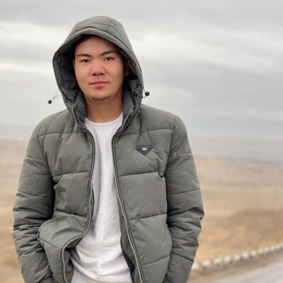  ,   Olzhas, 28 ,   ,   