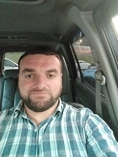  ,   Titan, 41 ,   ,   