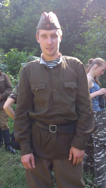  ,   Alexs Zlobin, 32 ,   ,   , c , 