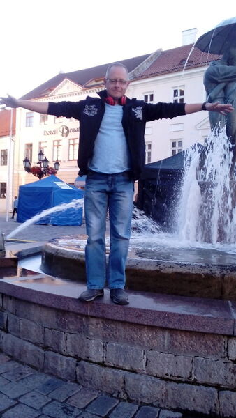  ,   Aleksei, 49 ,   ,   , c 