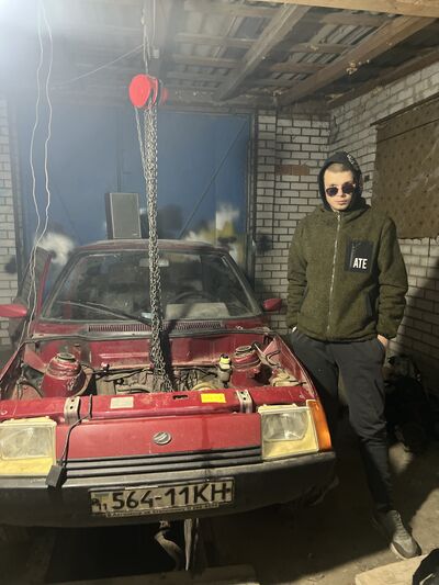  -,   Nikita, 21 ,   ,   