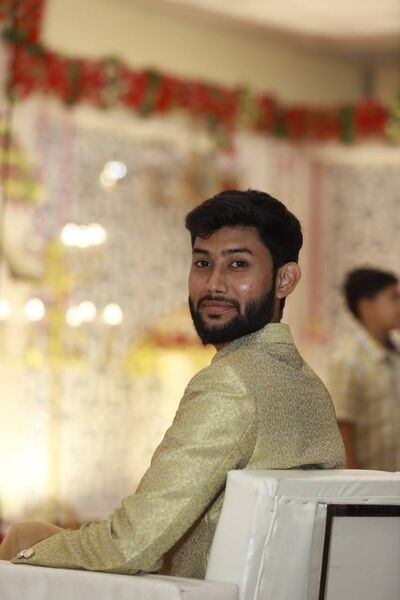 ,   Ashutosh, 28 ,   ,   